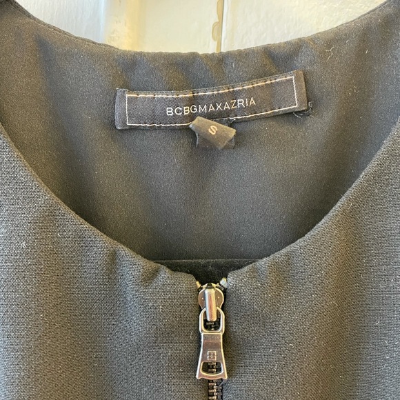 BCBG MAXAZRIA black front-zip office top, size S - Picture 7 of 7
